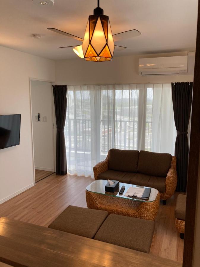 Hotel Cozy Stay In Minatogawa Urasoe Esterno foto